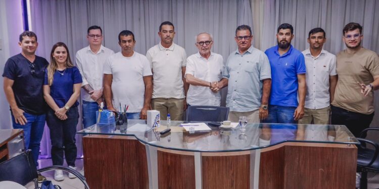 Cícero recebe apoios no Seridó paraibano