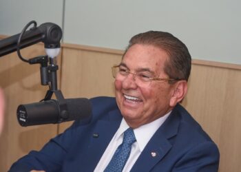 Adriano Galdino reafirma pré-candidatura ao governo do Estado