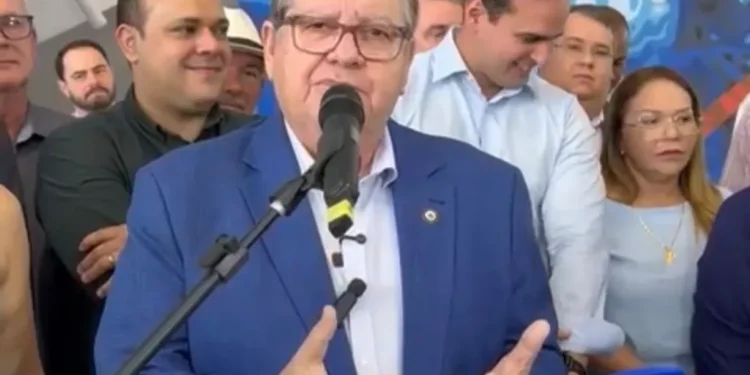 João Azevêdo crê na manutenção da aliança com PT, apesar de Cícero e o MDB