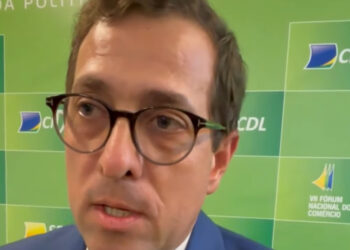 Gervásio Maia deixa diretório estadual do PSB e fala em “preocupação”