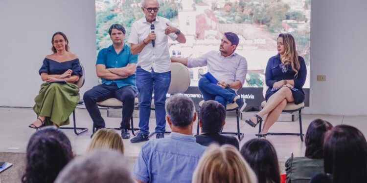 Cícero Lucena anuncia premiação por metas para Saúde