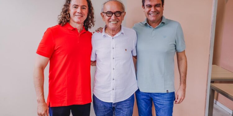 Cícero Lucena anuncia filiação ao MDB