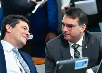 CPI do Crime Organizado terá Flávio Bolsonaro e Moro como titulares