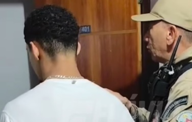 Homem mata a namorada e se entrega à polícia, em João Pessoa