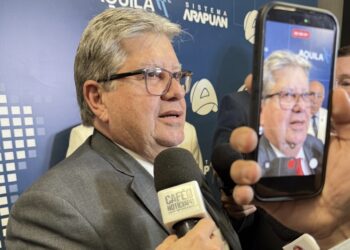 João ironiza e diz que aceita voto de Cícero na chapa toda