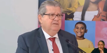 Governador anuncia pagamento de salários, 13º e abono natalino