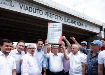 João entrega viaduto de Água Fria, em João Pessoa