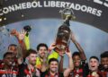 Flamengo bate o Palmeira e é primeiro brasileiro tetracampeão da Libertadores