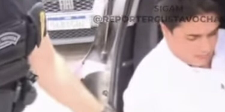 João Lima se apresenta à polícia para cumprir prisão