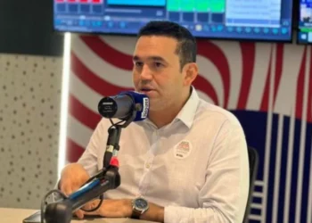 Jhony Bezerra oficializa saída do PSB