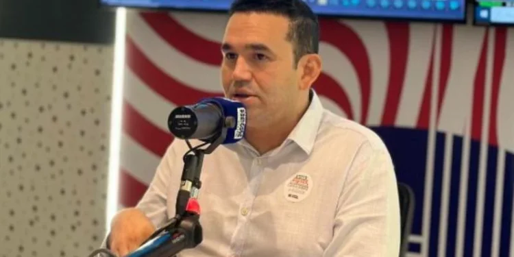 Jhony Bezerra oficializa saída do PSB