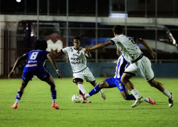 Botafogo-PB vence Atlético de Cajazeiras e sobe na tabela do Paraibano