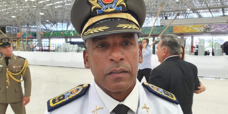 Comandante da PMPB sofre acidente durante treinamento no mar