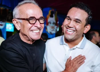 Jhony Bezerra rompe com governo e anuncia apoio a Cícero Lucena