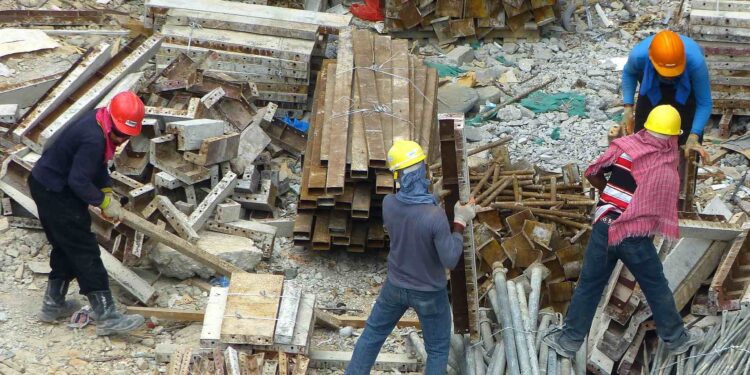 Construtoras da PB entram na lista de praticantes de trabalho escravo