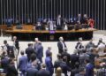 De olho na eleição, Câmara aprova fim da escala 6 x 1