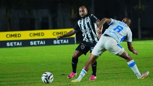 Botafogo-PB vence Confiança-SE e se firma no G8 da Série C