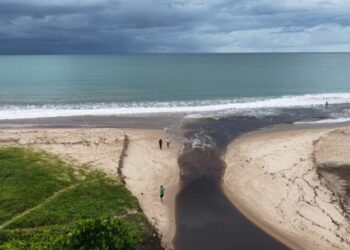 MPF pede investigação de poluição em rios e praias da PB