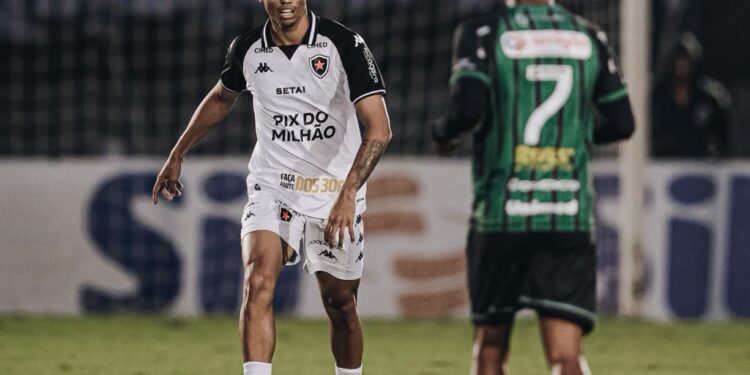 Botafogo-PB perde a terceira seguida e praticamente dá adeus ao acesso